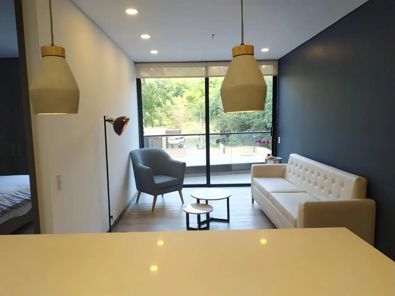 *** Hotel Class Suites By Colclick Envigado Colombia